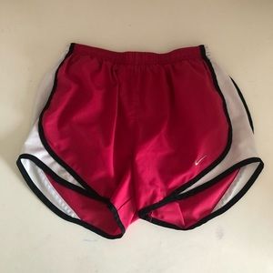 nike tempo shorts xs